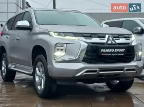 Mitsubishi Pajero Sport