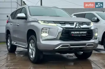 Mitsubishi Pajero Sport