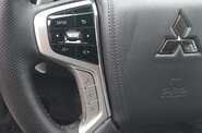 Mitsubishi Pajero Sport Instyle
