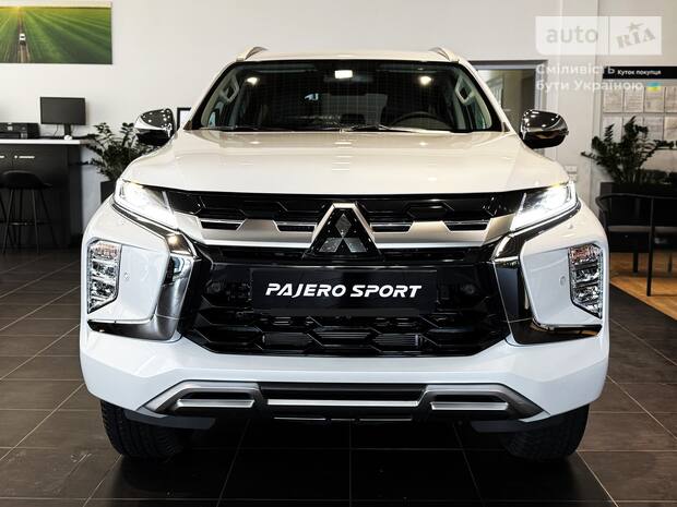 Mitsubishi Pajero Sport 2025