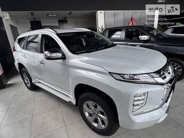 Внедорожник Mitsubishi Pajero Sport 2025 в Харьков