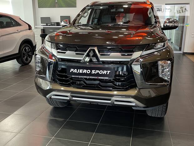 Mitsubishi Pajero Sport 2025