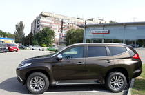 Mitsubishi Pajero Sport Intense