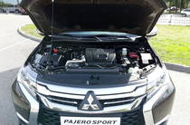 Mitsubishi Pajero Sport Intense