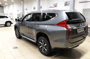 Mitsubishi Pajero Sport Ultimate