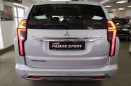 Mitsubishi Pajero Sport Intense