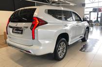 Mitsubishi Pajero Sport Intense