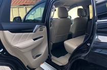 Mitsubishi Pajero Sport Intense