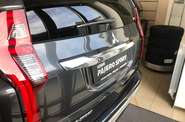 Mitsubishi Pajero Sport Intense