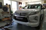 Mitsubishi Pajero Sport Intense