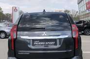 Mitsubishi Pajero Sport Intense