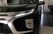 Mitsubishi Pajero Sport Intense