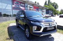 Mitsubishi Pajero Sport Intense