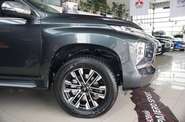 Mitsubishi Pajero Sport Ultimate