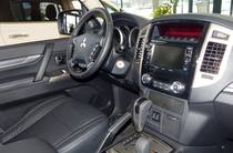 Mitsubishi Pajero Intense