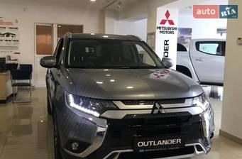 Mitsubishi Outlander 2.4 CVT (167 л.с.) 4WD 2019 Mitsubishi Outlander 2.4 CVT (167 л.с.) 4WD 2019