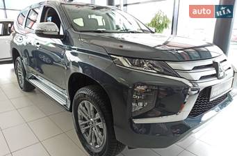 Mitsubishi Pajero Sport 2.4 DI-D MТ (181 л.с.) AWD 2020 Mitsubishi Pajero Sport 2.4 DI-D MТ (181 л.с.) AWD 2020