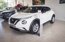 Nissan Juke N-Connecta Parking