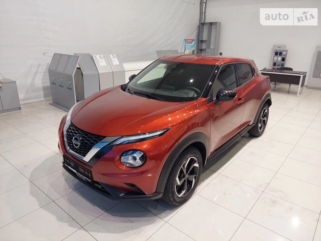 Nissan Juke N-Connecta Parking