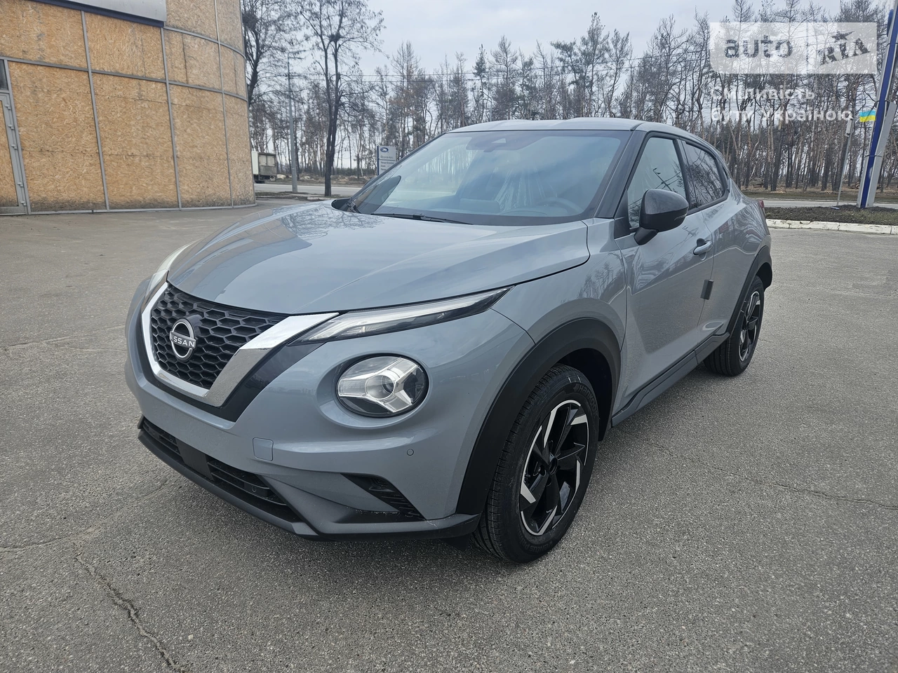 Nissan Juke N-Connecta Parking