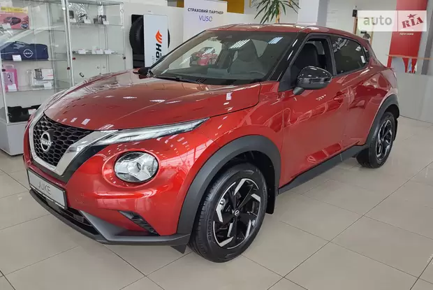 Nissan Juke N-Connecta Parking