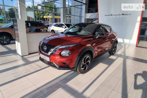 Nissan Juke N-Connecta Parking