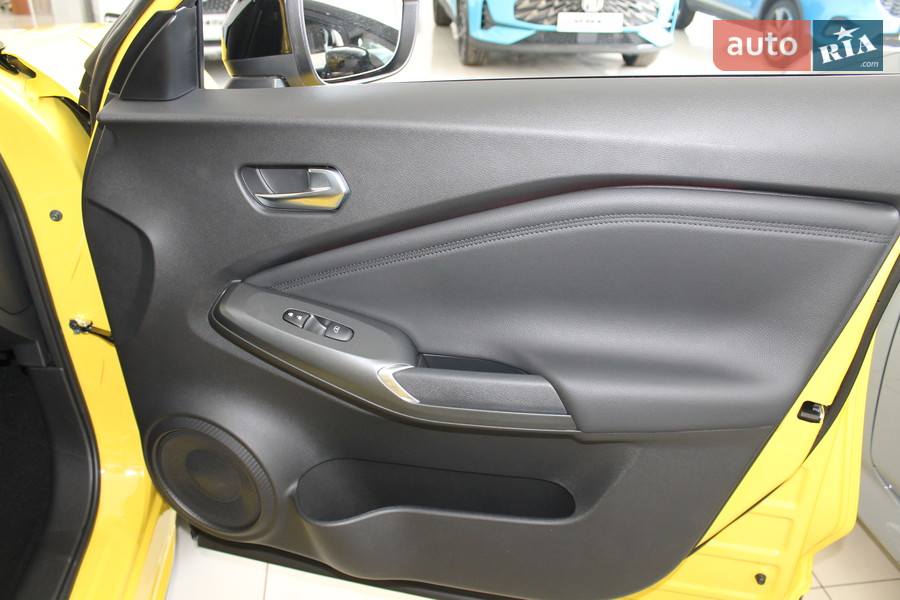 Nissan Juke - фото 31