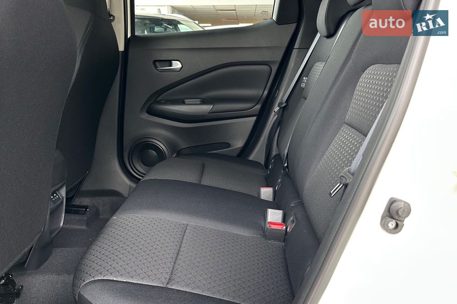 Nissan Juke - фото 18
