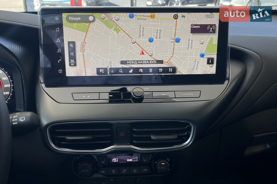 Nissan Juke - фото 13