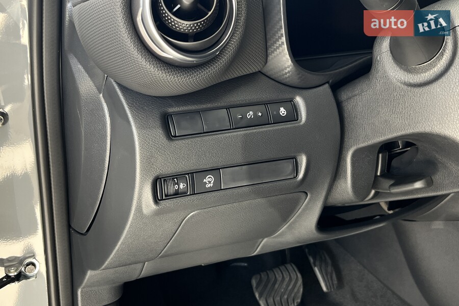 Nissan Juke - фото 17