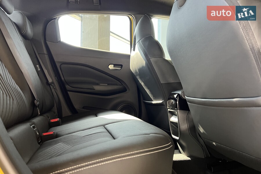 Nissan Juke - фото 13