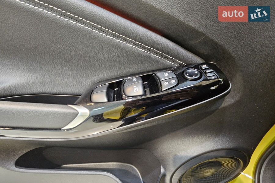 Nissan Juke - фото 19