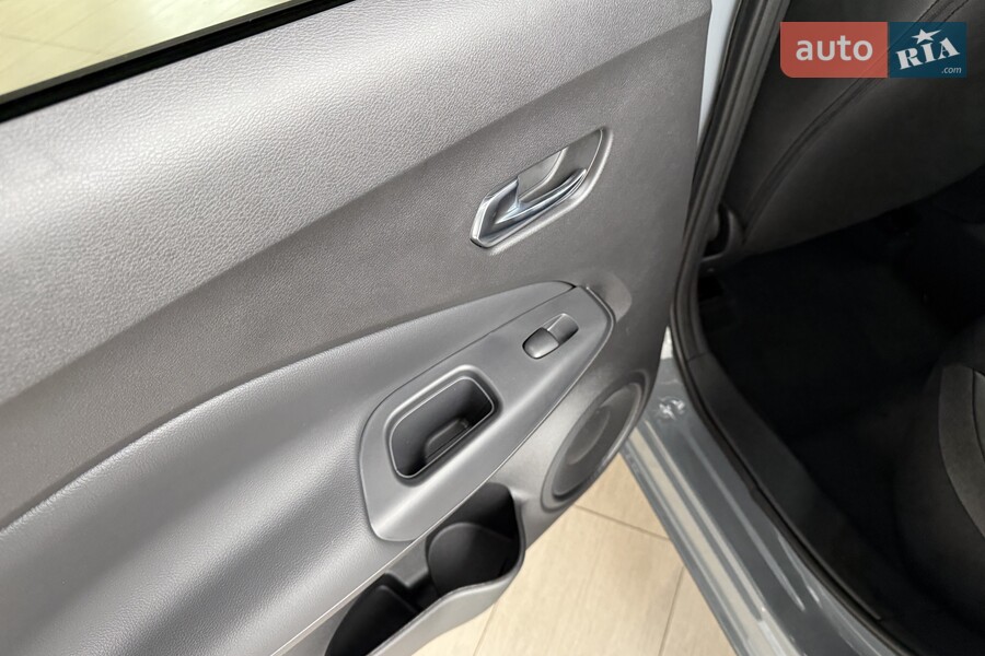 Nissan Juke - фото 16