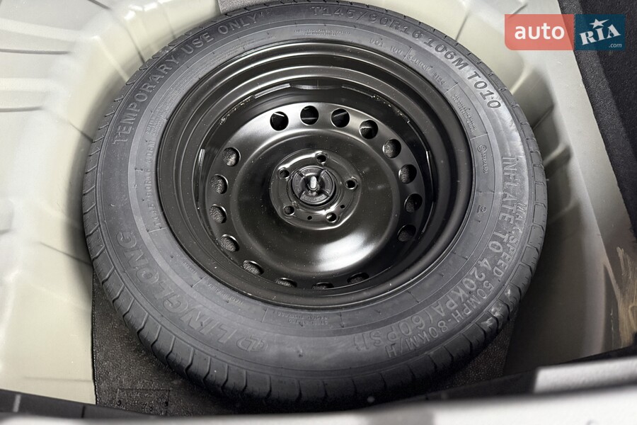 Nissan Juke - фото 19