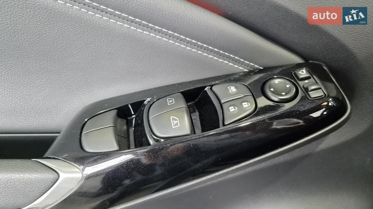 Nissan-1