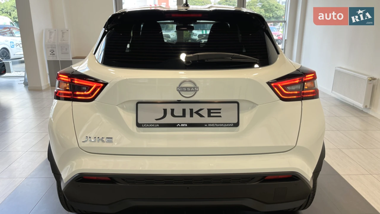 Nissan-15