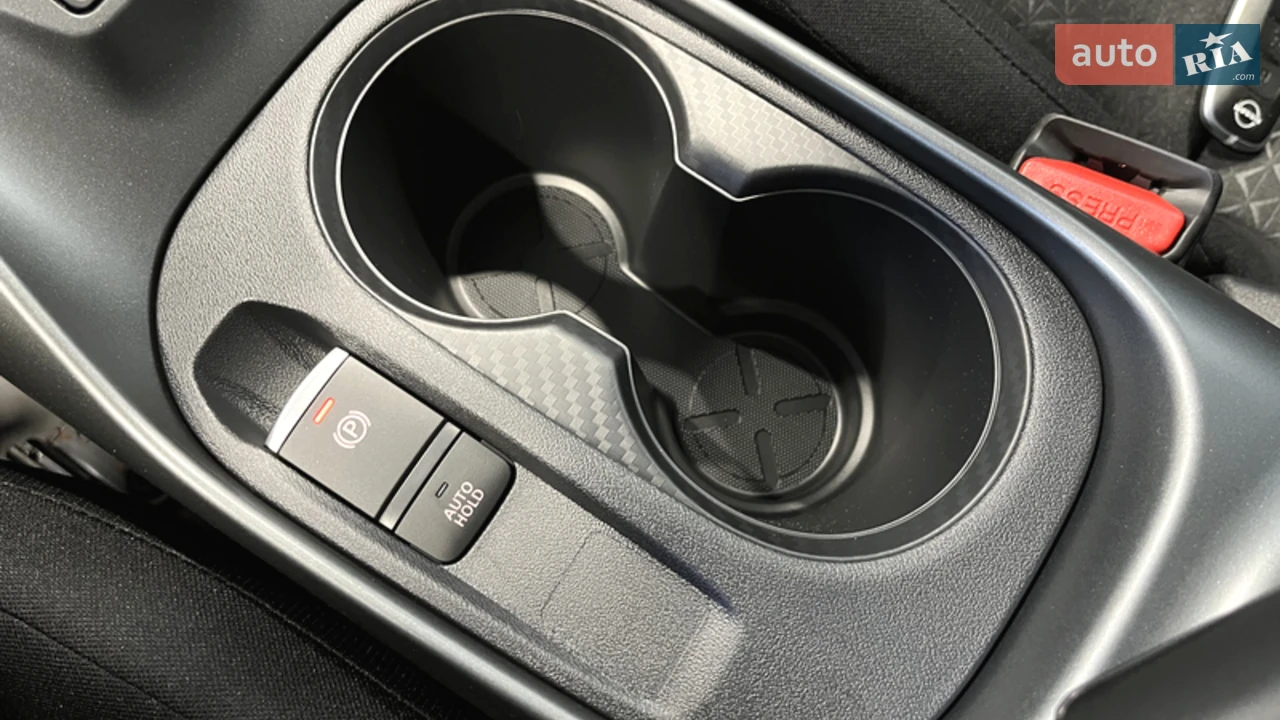 Nissan-26