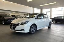 Nissan Leaf Base