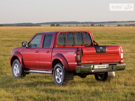 Nissan NP300 2008