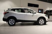 Nissan Qashqai Acenta Safety