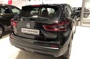 Nissan Qashqai Acenta Parking