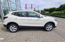 Nissan Qashqai Acenta Parking