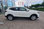 Nissan Qashqai Acenta Safety