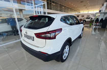 Nissan Qashqai Acenta Parking