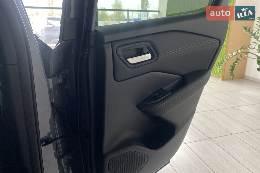 Nissan Qashqai - фото 20
