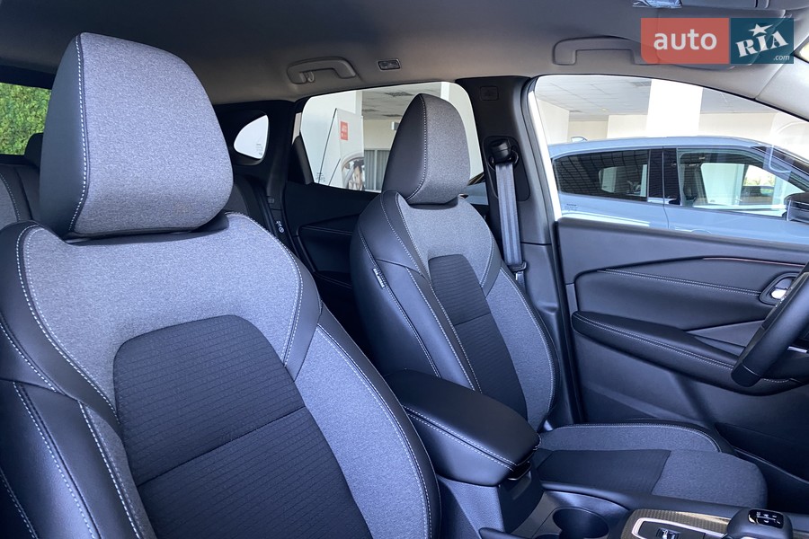 Nissan Qashqai - фото 12