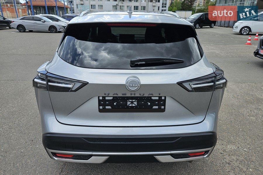 Nissan Qashqai - фото 5