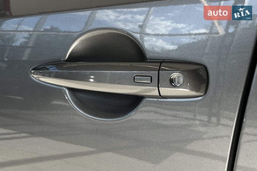 Nissan Qashqai - фото 7