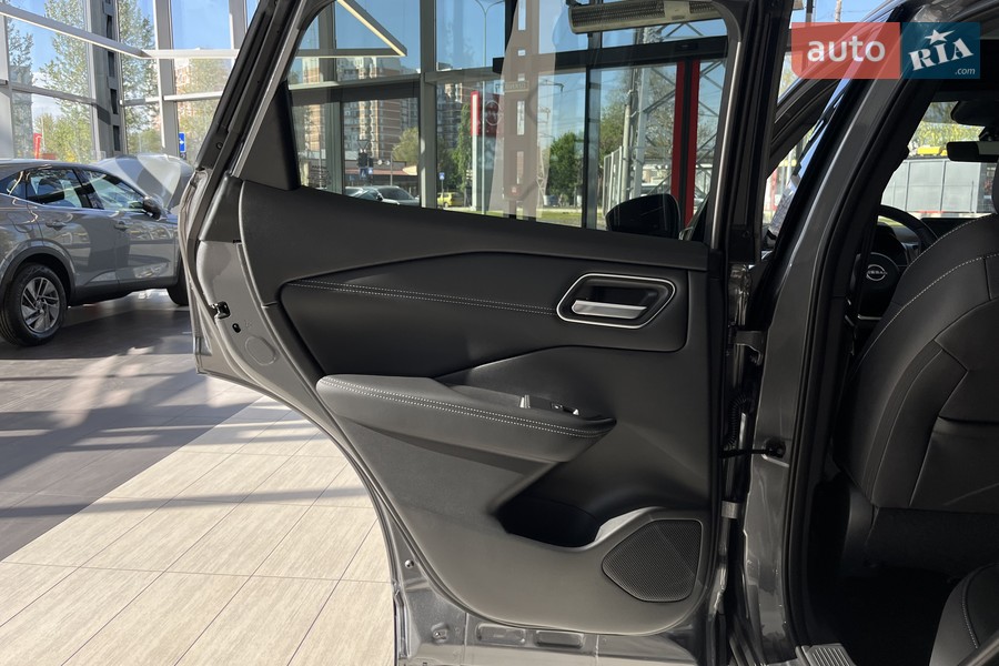 Nissan Qashqai - фото 25