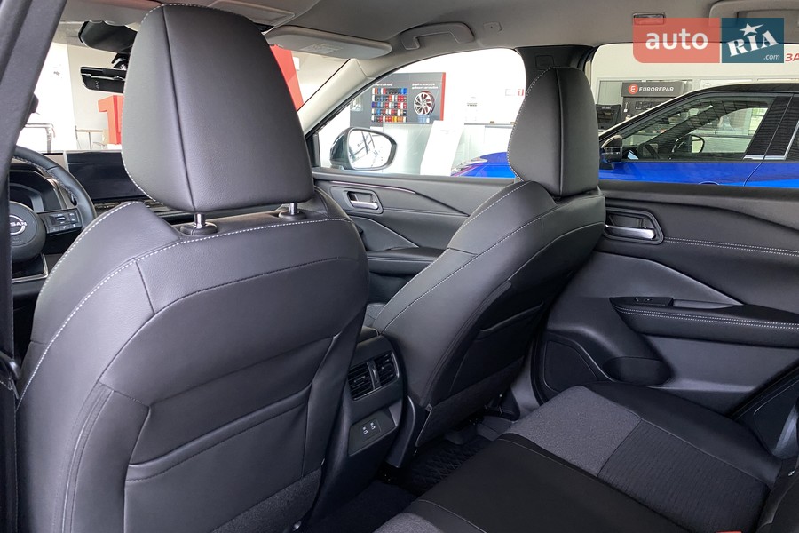 Nissan Qashqai - фото 12